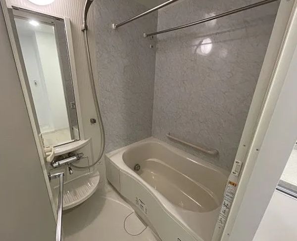 バス・シャワールーム　☆ゆっくりくつろげるお風呂☆