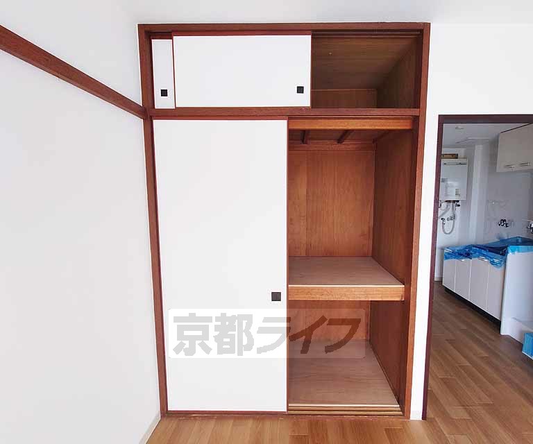 収納　奥行きのある押入