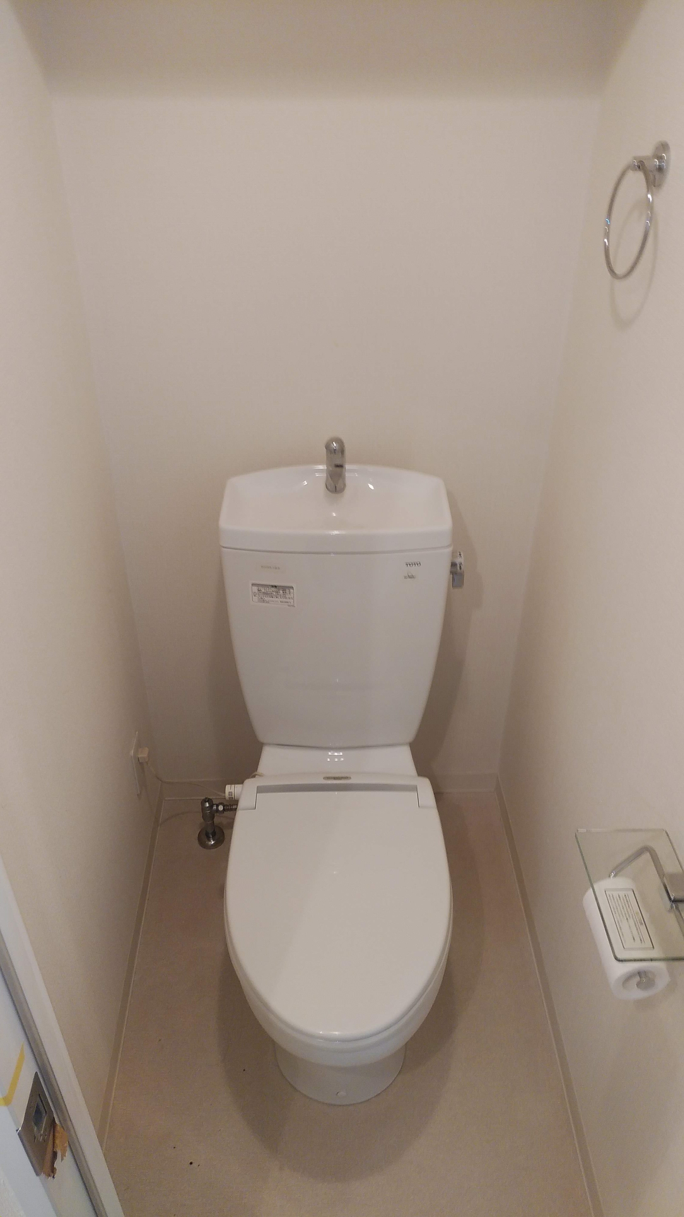 東京メトロ有楽町線 地下鉄赤塚駅 徒歩2分 4階建 築18年のトイレ写真