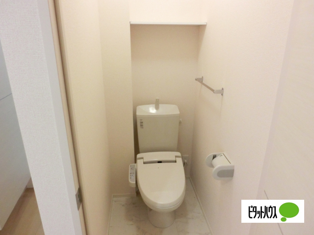 トイレ　同タイプの写真です。