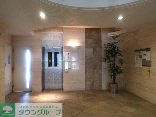その他　エレベーターホール