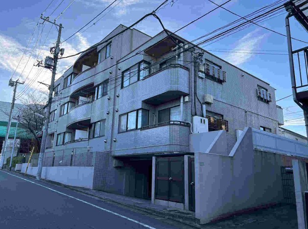 ヨウコースクウェア大泉の外観写真