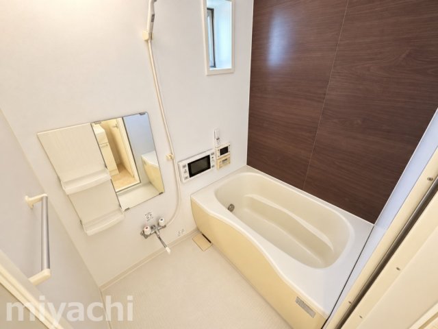 ＪＲ高徳線 阿波川端駅 徒歩37分 2階建 築21年の風呂写真