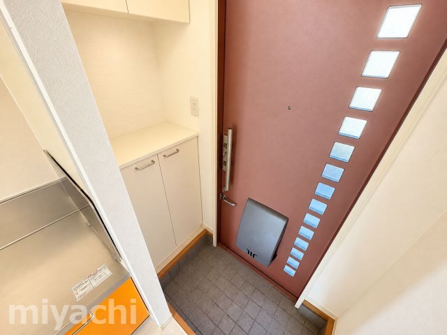 ＪＲ高徳線 阿波川端駅 徒歩37分 2階建 築21年の玄関写真