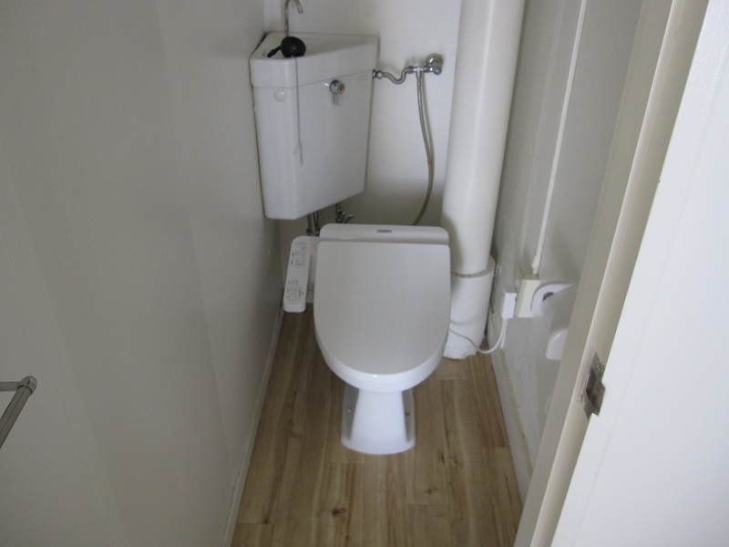 ビレッジハウス石脇2号棟のトイレ写真