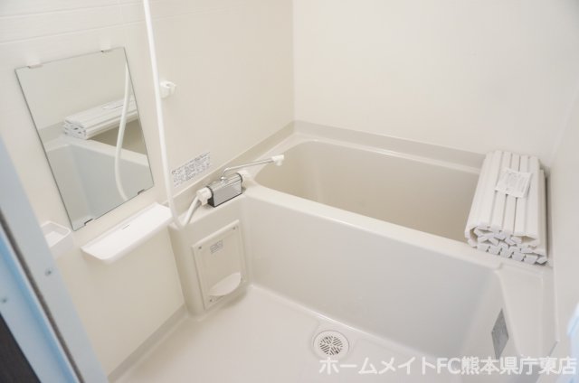 熊本市電健軍線 神水交差点駅 徒歩4分 9階建 築9年の風呂写真