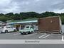 コンビニ　ファミリーマート　西大洲店（コンビニ）まで130m