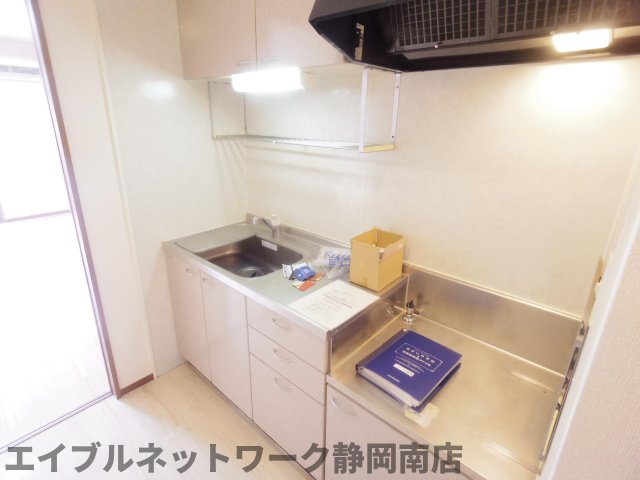 キッチン　お料理しやすいキッチンです