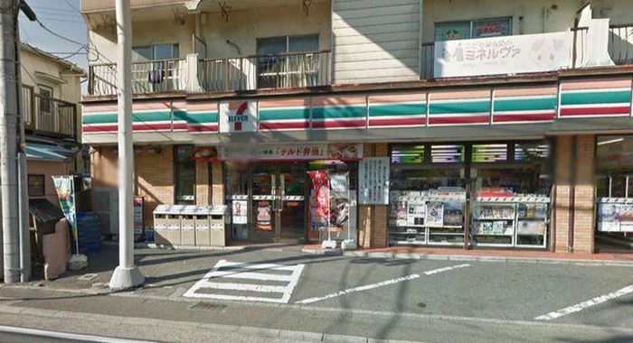コンビニ　セブンイレブン逗子駅前店（コンビニ）まで1500m