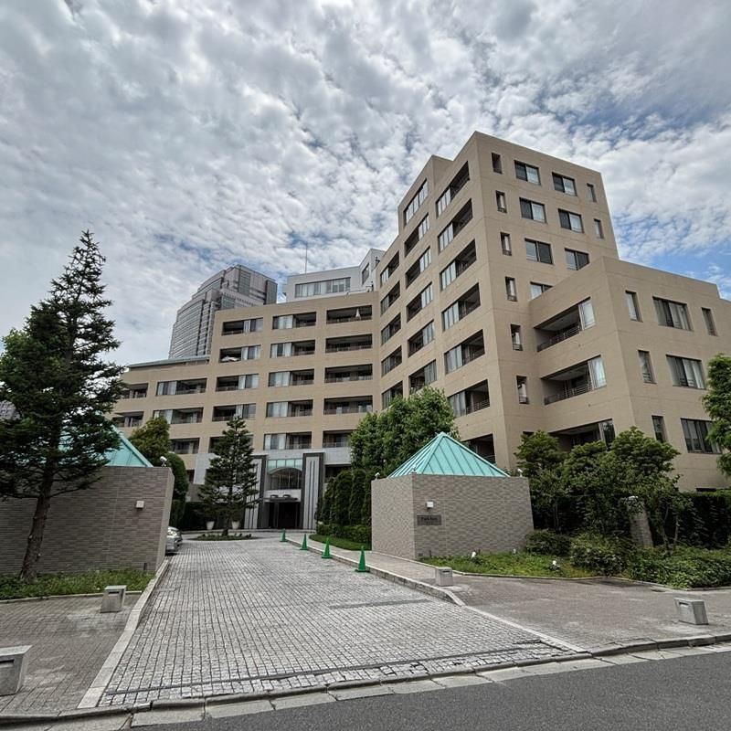 建物外観　外観は落ち着いています