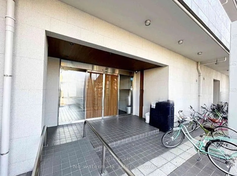 東武大師線 西新井駅 徒歩9分 10階建 築33年の外観写真