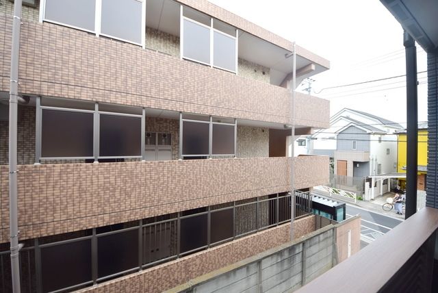 眺望　★隣との距離がしっかりあります★