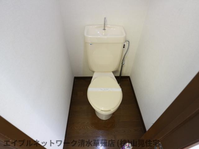 静岡鉄道静岡清水線 御門台駅 徒歩10分 4階建 築39年のトイレ写真