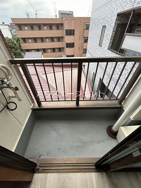 バルコニー　洗濯物も干せます。