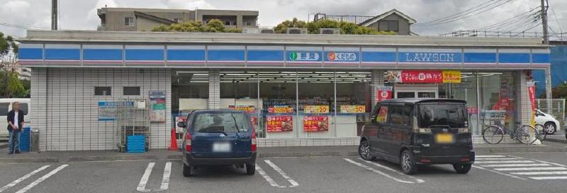 コンビニ　ローソン 足立一ツ家店（コンビニ）まで124m