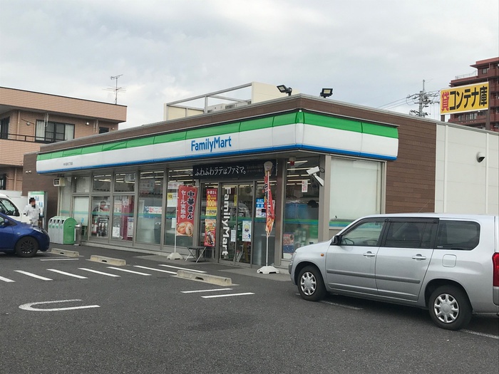 コンビニ　ファミリーマート名古屋中小田井3丁目店（コンビニ）まで600m