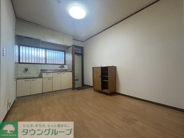 居室・リビング　★お部屋探しは株式会社タウンハウジング東京まで★