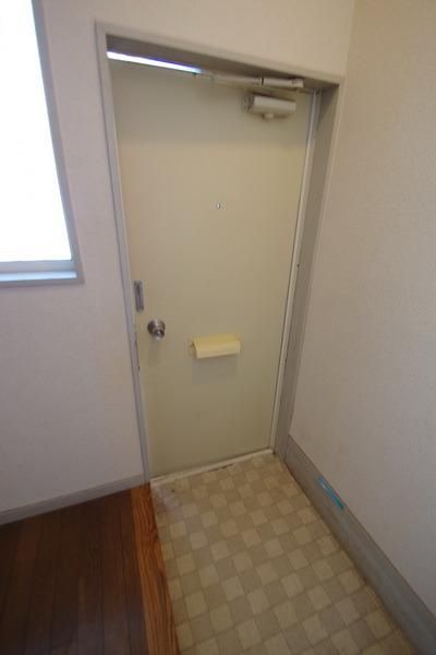 玄関　別部屋参考写真