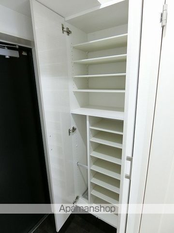 ＪＲ東海道本線 茅ケ崎駅 徒歩1分 10階建 築10年の玄関写真