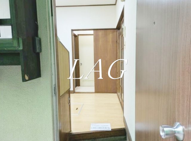 玄関　玄関です。