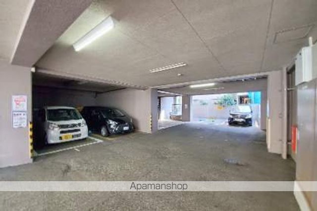 西鉄天神大牟田線 薬院駅 徒歩8分 10階建 築29年の外観写真