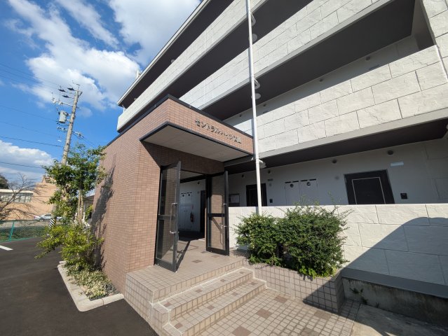 セントラルハイツ茜山の外観写真