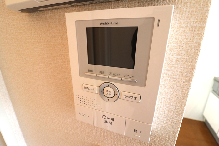 セキュリティ　モニター付きインターホン