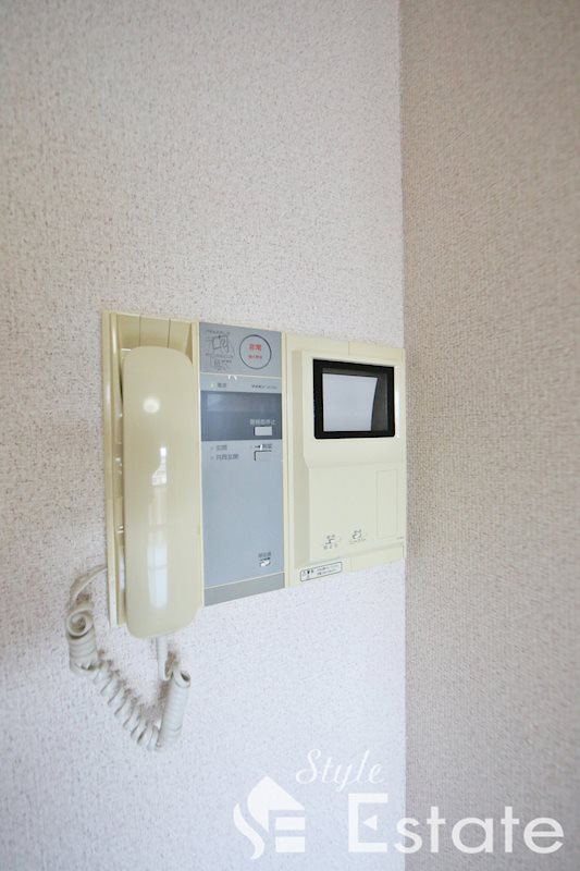 セキュリティ　モニター付きインターホン