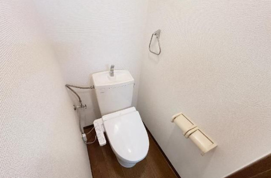 トイレ　落ち着いたトイレです