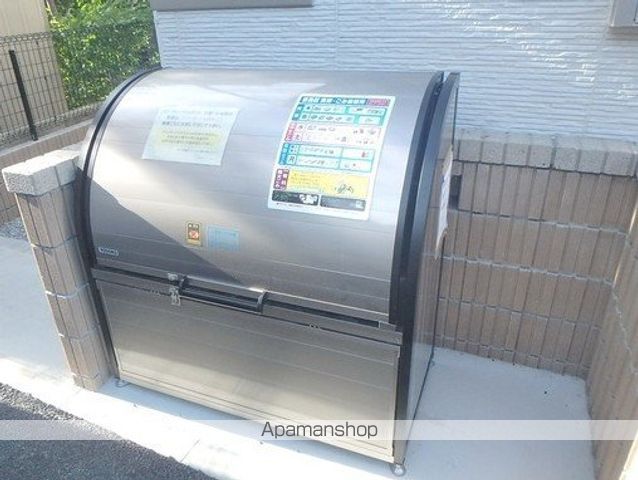 クレイノホワイトパレス23の外観写真