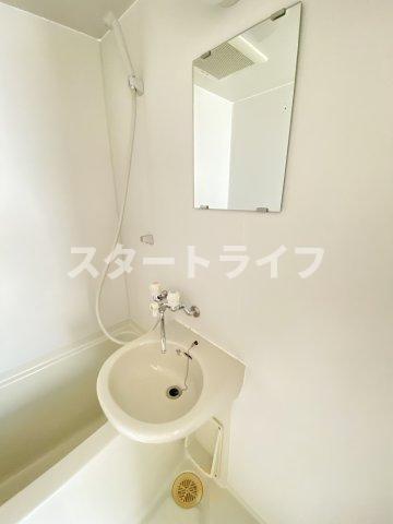 ＪＲ東海道本線 新大阪駅 徒歩7分 5階建 築45年の内装写真