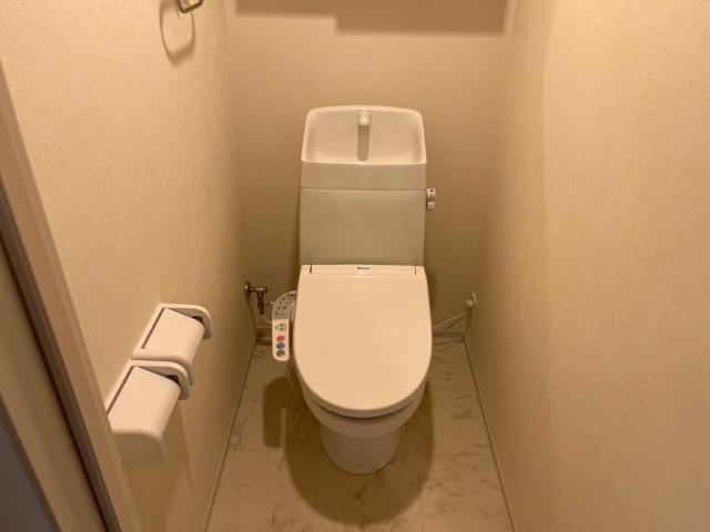 トイレ　シャワー付トイレ
