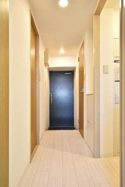 NLC新大阪の玄関写真