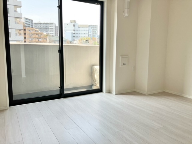居室・リビング　別部屋参考写真