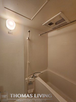 バス・シャワールーム　別号室の参考写真になります。