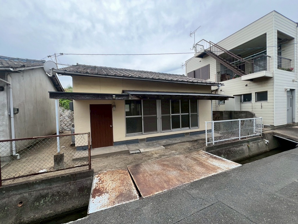 連島町鶴新田平屋