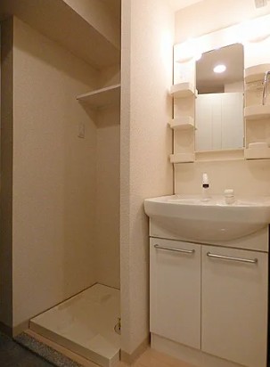 洗面設備　別部屋参考写真となります。