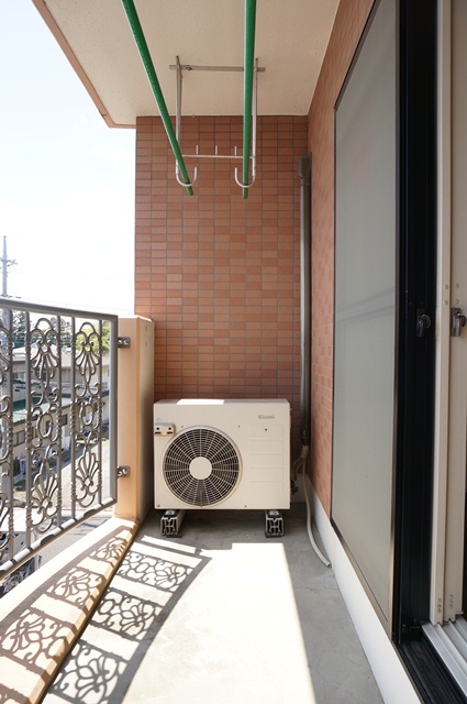 バルコニー　図面と現状に相違がある場合には現状を優先