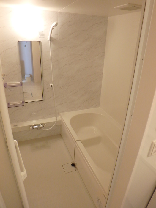 バス・シャワールーム　１坪風呂