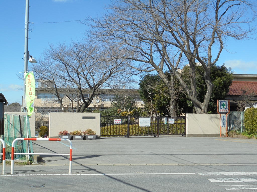 【ハイツ上島の小学校】