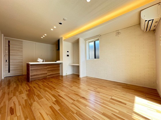 居室・リビング　※別部屋の写真です