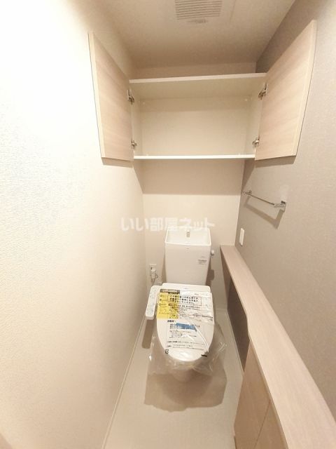 【姫路市綿町のアパートのトイレ】