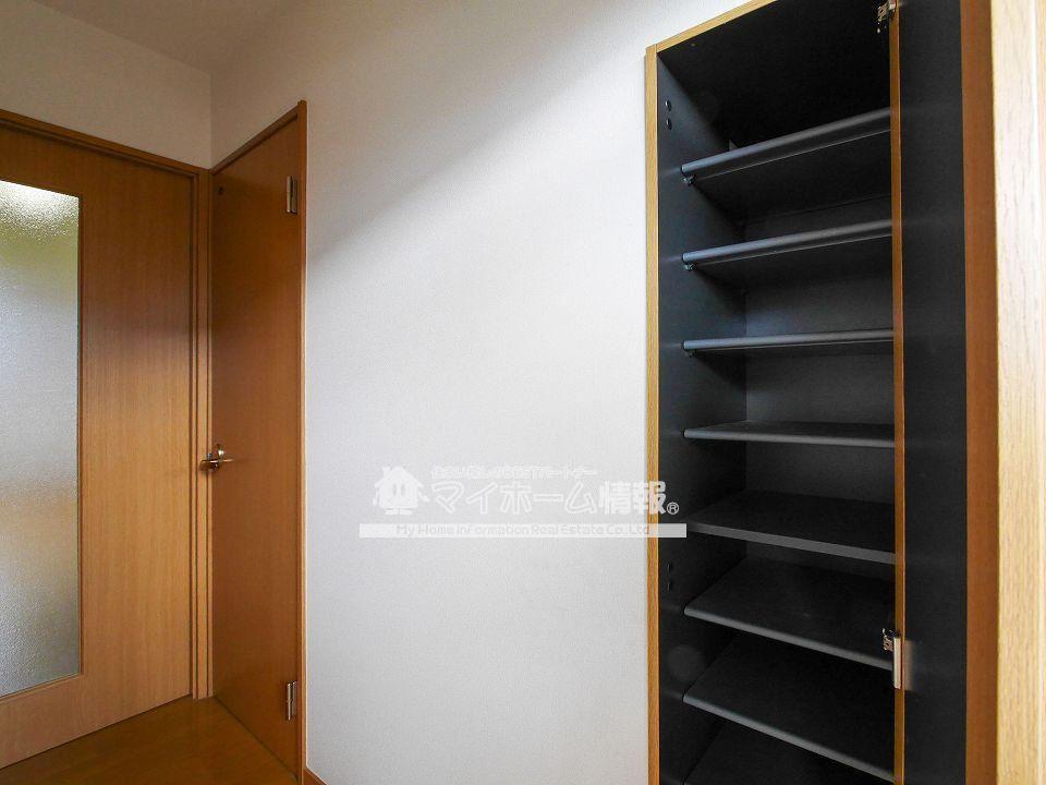 収納　シューズボックスのおかげで玄関がいつも片付きます