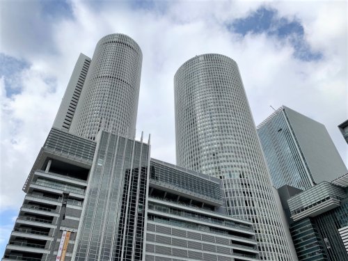 ショッピングセンター　JRタワーズ（ショッピングセンター）まで288m