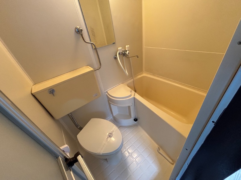 バス・シャワールーム　バス・トイレ
