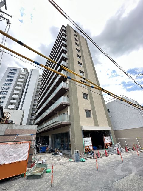 【豊中市本町のマンションの建物外観】