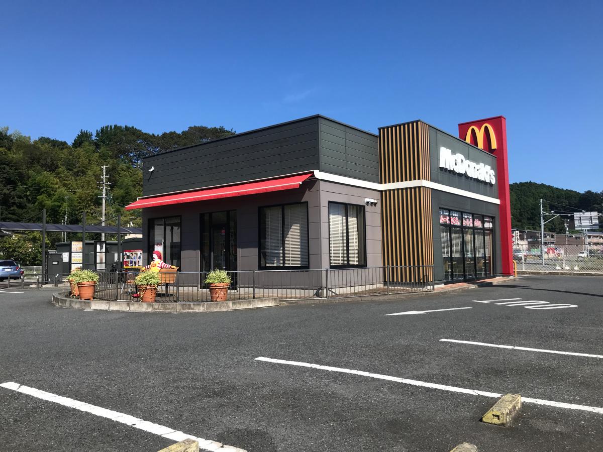 飲食店　マクドナルドいわき湯本店（飲食店）まで661m