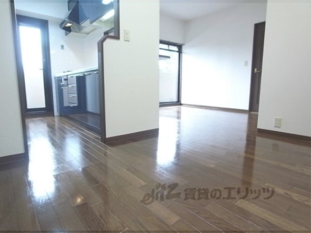 居室・リビング　リビング