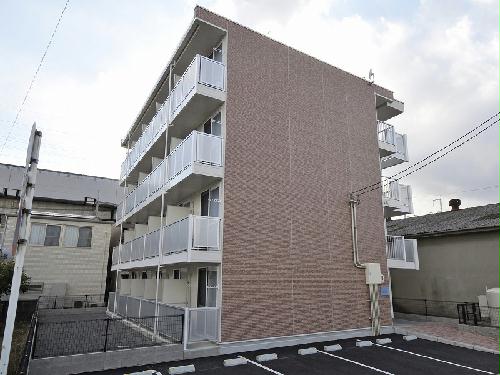 福山市本庄町中のマンションの建物外観