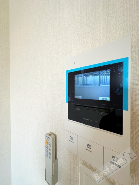 セキュリティ　カラーモニターホンで来訪者を確認できます♪